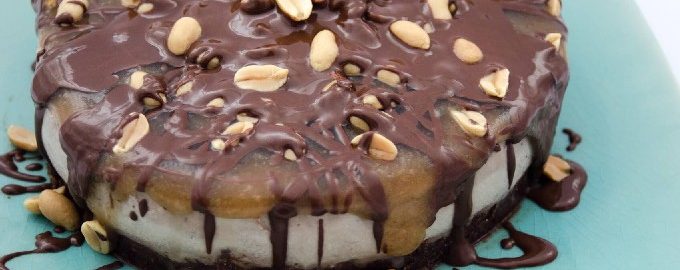 Торт Сникерс в домашних условиях - 10 простых рецептов с фото пошагово