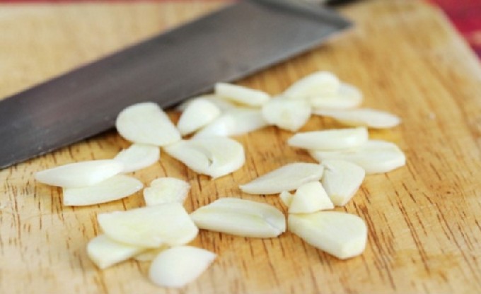 Куриные рулетики с начинкой в духовке — 10 пошаговых рецептов