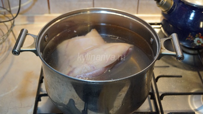 Свиная рулька, запеченная в духовке – 10 вкусных пошаговых рецептов