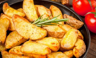Картошка по-деревенски в духовке