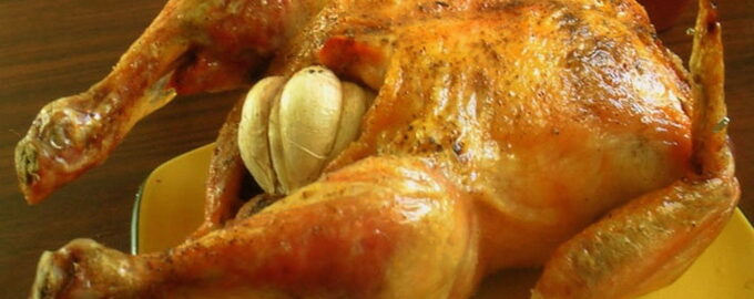 Курица на соли в духовке целиком с хрустящей корочкой: рецепт с видео и фото пошагово | Меню недели