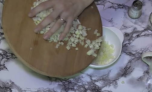 Как замариновать лук в уксусе – 10 быстрых и вкусных рецептов