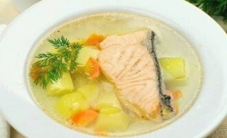 Рыбный суп из брюшек лосося – кулинарный рецепт