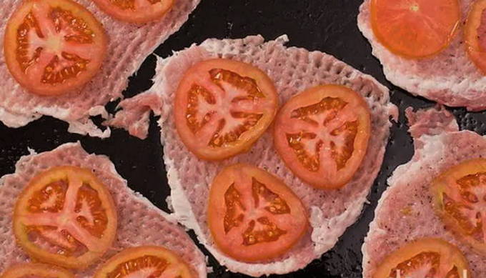 Мясо по-французски с помидорами и шампиньонами – пошаговый рецепт приготовления с фото