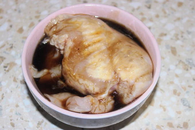 Варианты маринадов для курицы из соевого соуса и меда, чтобы корочка получилась сочной и хрустящей