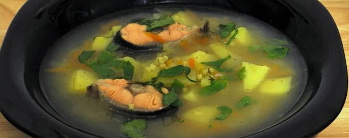 Уха из рыбных обрезков. Как приготовить вкусный рыбный суп?