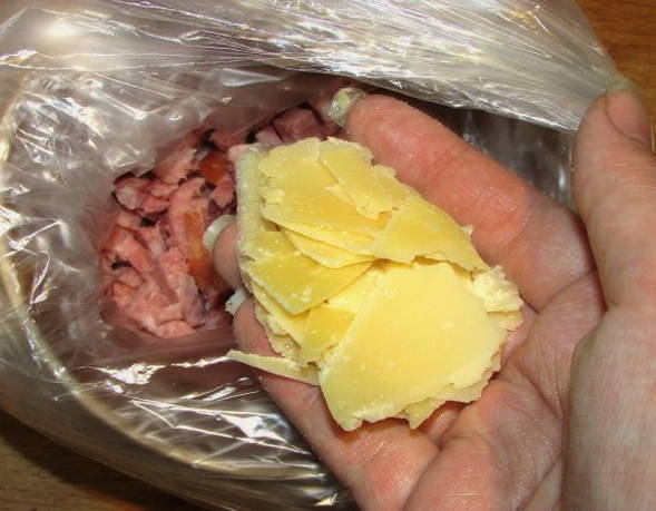 Омлет сваренный в пакете в кастрюле