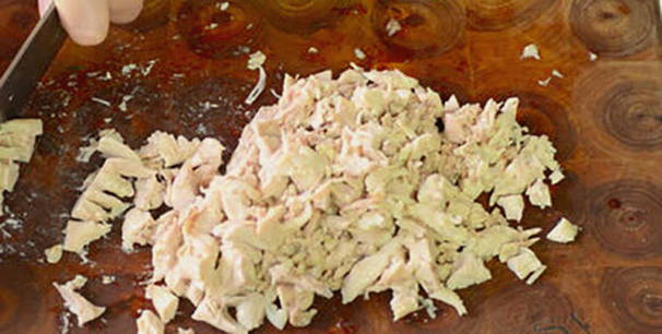 Окрошка на кефире – 10 пошаговых рецептов окрошки с колбасой