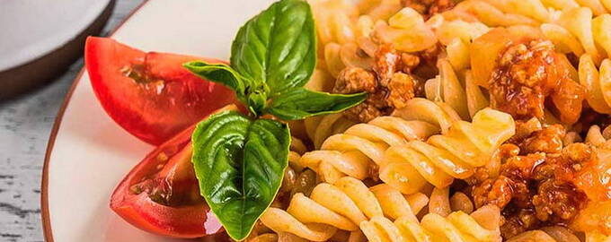 Спагетти с тушенкой - очень быстрый и простой рецепт с пошаговыми фото