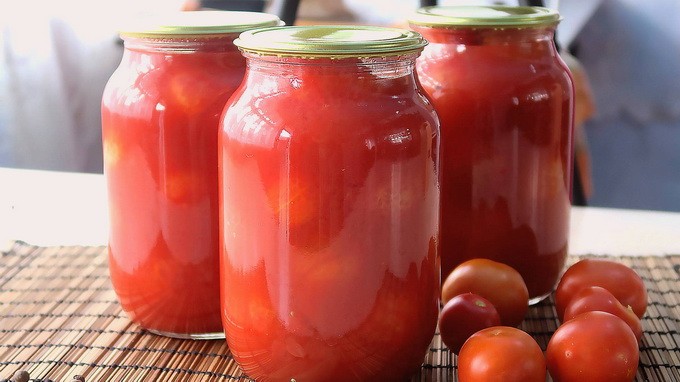 Маринованные помидоры на зиму в литровых банках, рецепт пошагово