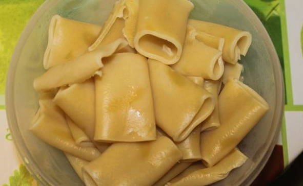 Фаршированные макароны фаршем — 10 рецептов в духовке, на сковороде