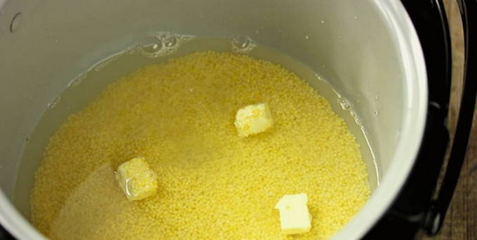 Пшенная каша на воде - рецепты с молоком, сахаром, тыквой и сухофруктами