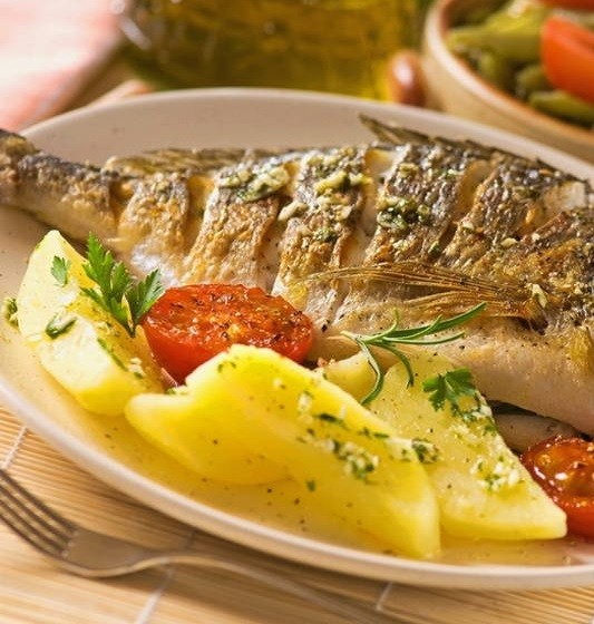 Тушеная рыба с луком и морковью на сковороде - рецепт автора Анастасия