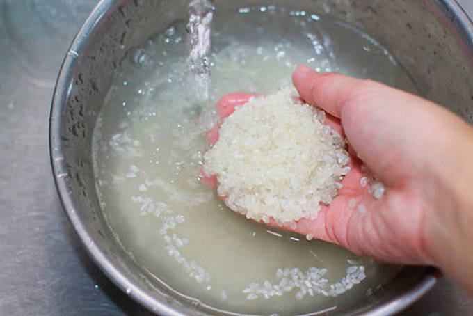 Рисовая запеканка с колбасой и сыром