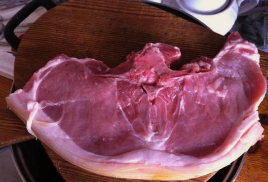 Антрекоты из свинины в духовке сколько готовить по времени