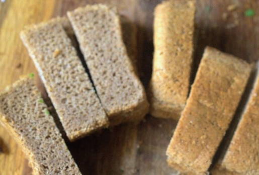 Гренки с чесноком — 8 рецептов гренок из черного хлеба