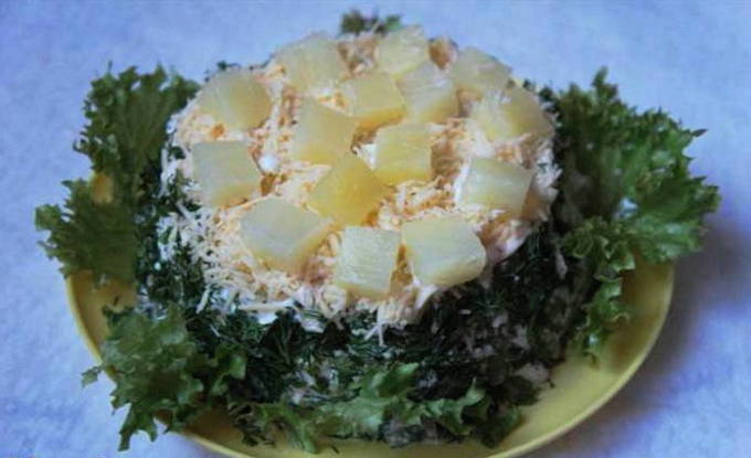 Салат с курицей и ананасом - пошаговый рецепт с фото