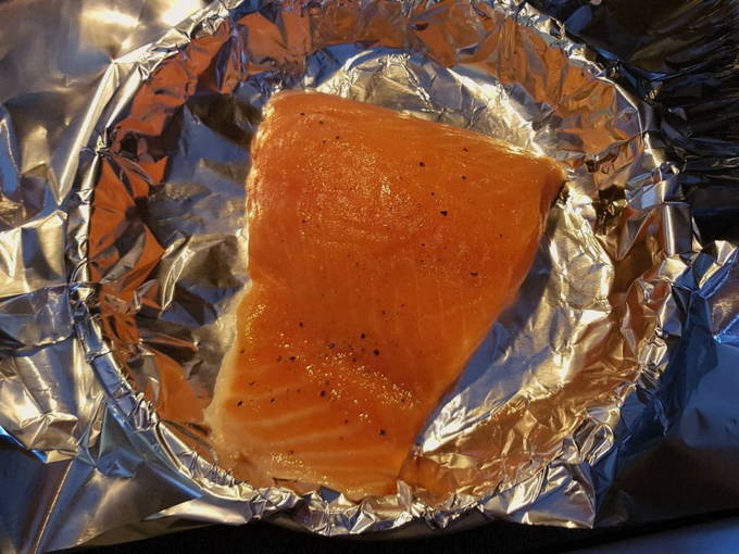 Красная рыба запеченая в фольге с картофелем