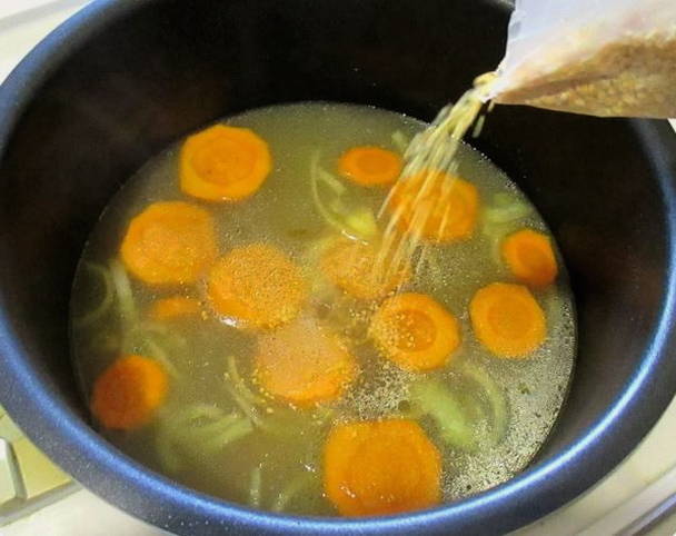 Гороховый суп в мультиварке — 8 пошаговых рецептов