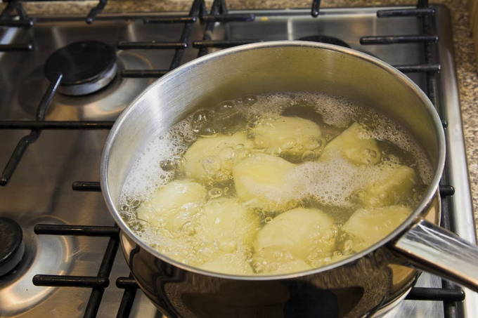 Хычины с картошкой и сыром – 5 пошаговых рецептов на сковороде