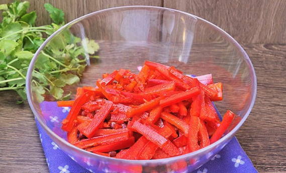 Салат с красной фасолью консервированной — 10 вкусных рецептов