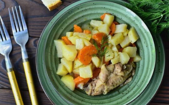 Курица с картошкой в мультиварке – 8 пошаговых рецептов приготовления