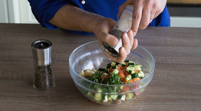 Салат с кириешками — 10 простых и вкусных рецептов