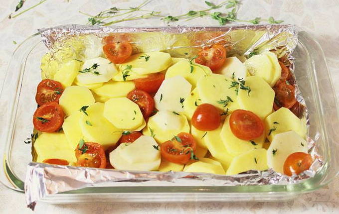 Рыба с картошкой в духовке — 10 вкусных рецептов приготовления