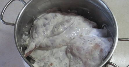 Кролик в рукаве в духовке – 5 рецептов приготовления