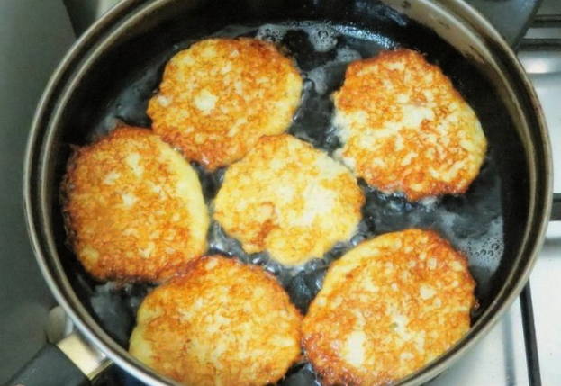 Картофельные драники с фаршем на сковороде — 6 пошаговых рецептов