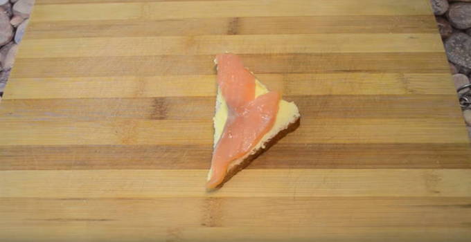 Бутерброды с красной рыбой — 10 простых и вкусных рецептов на праздничный стол