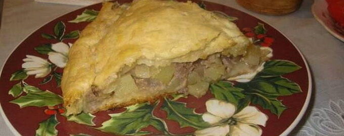 Пирог с картошкой и фаршем — 7 пошаговых рецептов