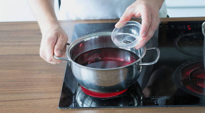 Холодный борщ — 10 рецептов приготовления из свеклы