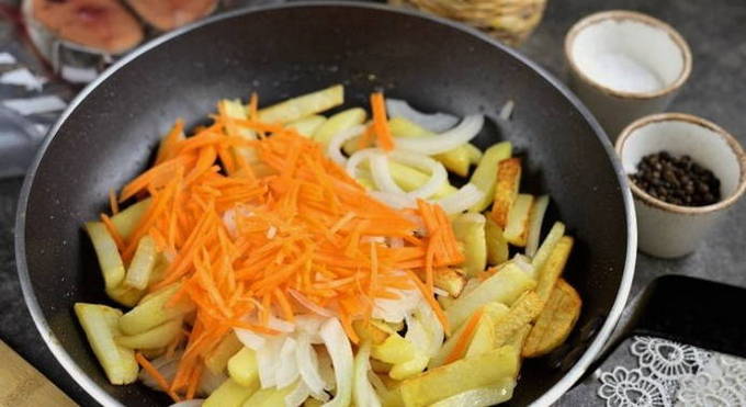 Горбуша на сковороде — 10 вкусных рецептов приготовления
