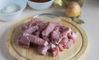 Гуляш из свинины в мультиварке — рецепт для мультиварки