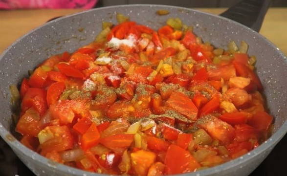Блюда из чечевицы — 10 простых и вкусных рецептов