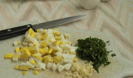 Салат с копченой курицей и грибами — 10 вкусных рецептов