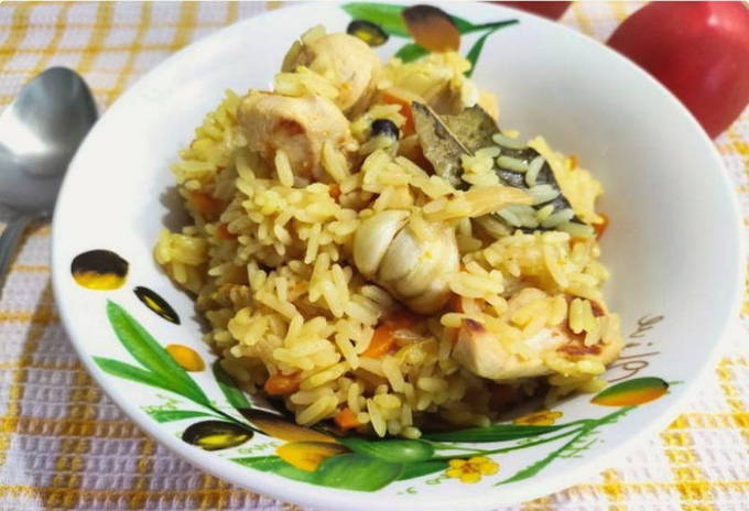Рис с курицей в духовке в стеклянной посуде под фольгой фото рецепта и Курица с рисом в духовке