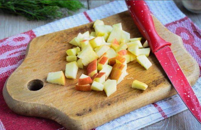 Салаты с яблоком – 10 вкусных рецептов