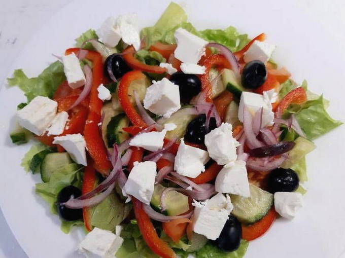 Салат с фетой — 7 вкусных рецептов