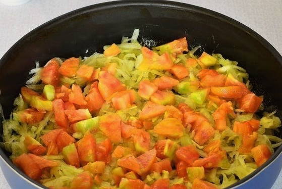 Омлет с овощами — 7 вкусных рецептов