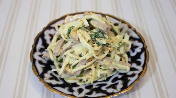 Салат из зеленой редьки с мясом и жареным луком и салат из зеленой редьки — 5 простых и вкусных рецептов
