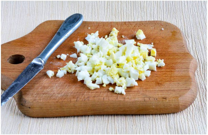Салат из черемши — 6 простых рецептов