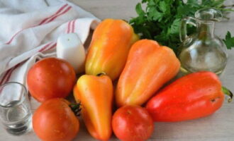Рецепт: Лечо из болгарского перца с морковью - С томатным соком, без уксуса и стерилизации