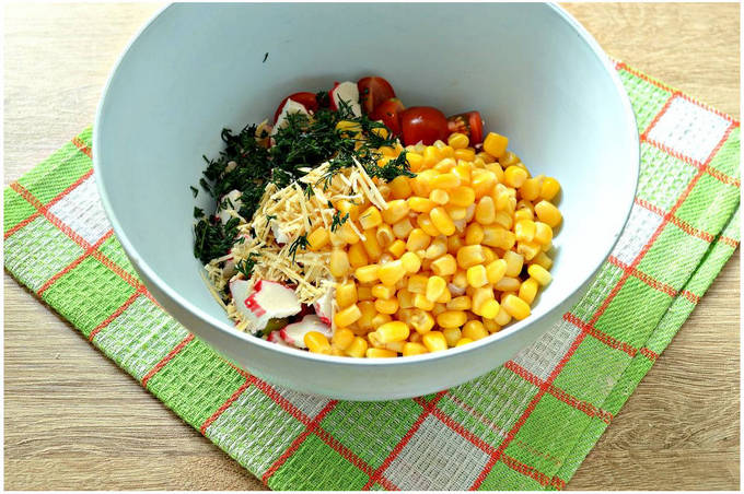 Крабовый салат с фасолью - пошаговый рецепт с фото