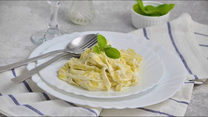 макароны запеченные в духовке. что приготовить к макаронам. необычные макароны. спагетти с курицей. паста приготовить быстро и вкусно.